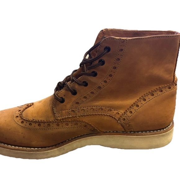 The Frye Co. Men\'s Arkansas Leather Wingtip Wedge Boots Tan Vibram Sole Sz 11.5